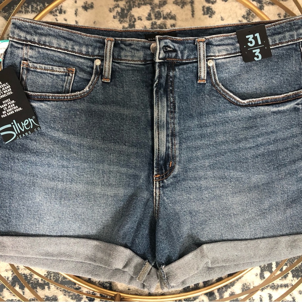 Silver Jeans Co. “Relaxed Boyfriend” shorts - Picture 2 of 3